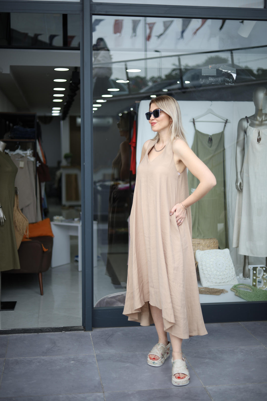Tencel Kalın Askılı Elbiseler