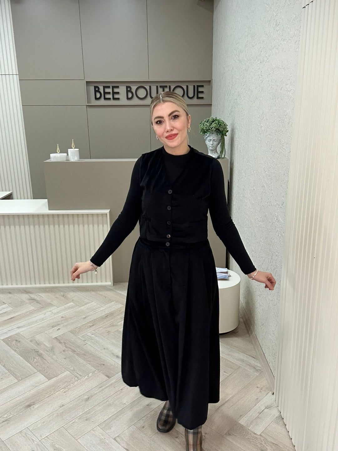 KADİFE YELEK ETEK TAKIM