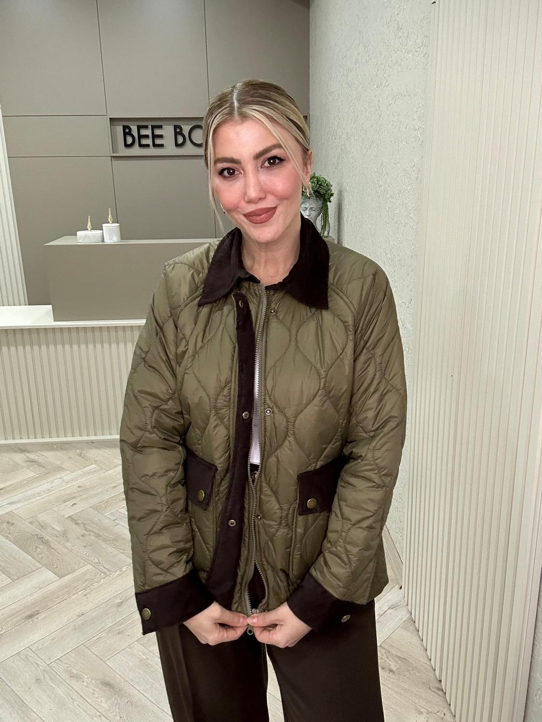 HAKİ KADİFE KUMAŞ MATCH KABAN