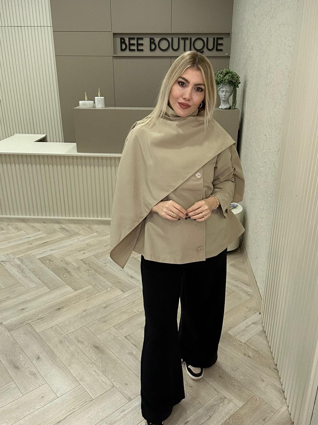 ŞAL YAKA TRENÇKOT