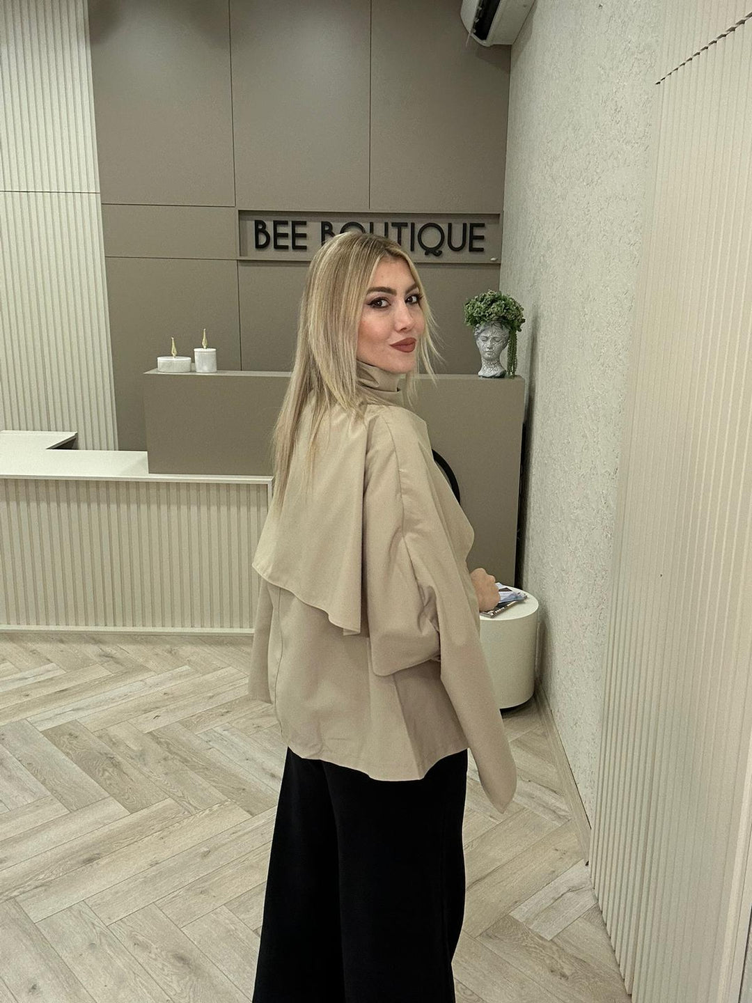 ŞAL YAKA TRENÇKOT