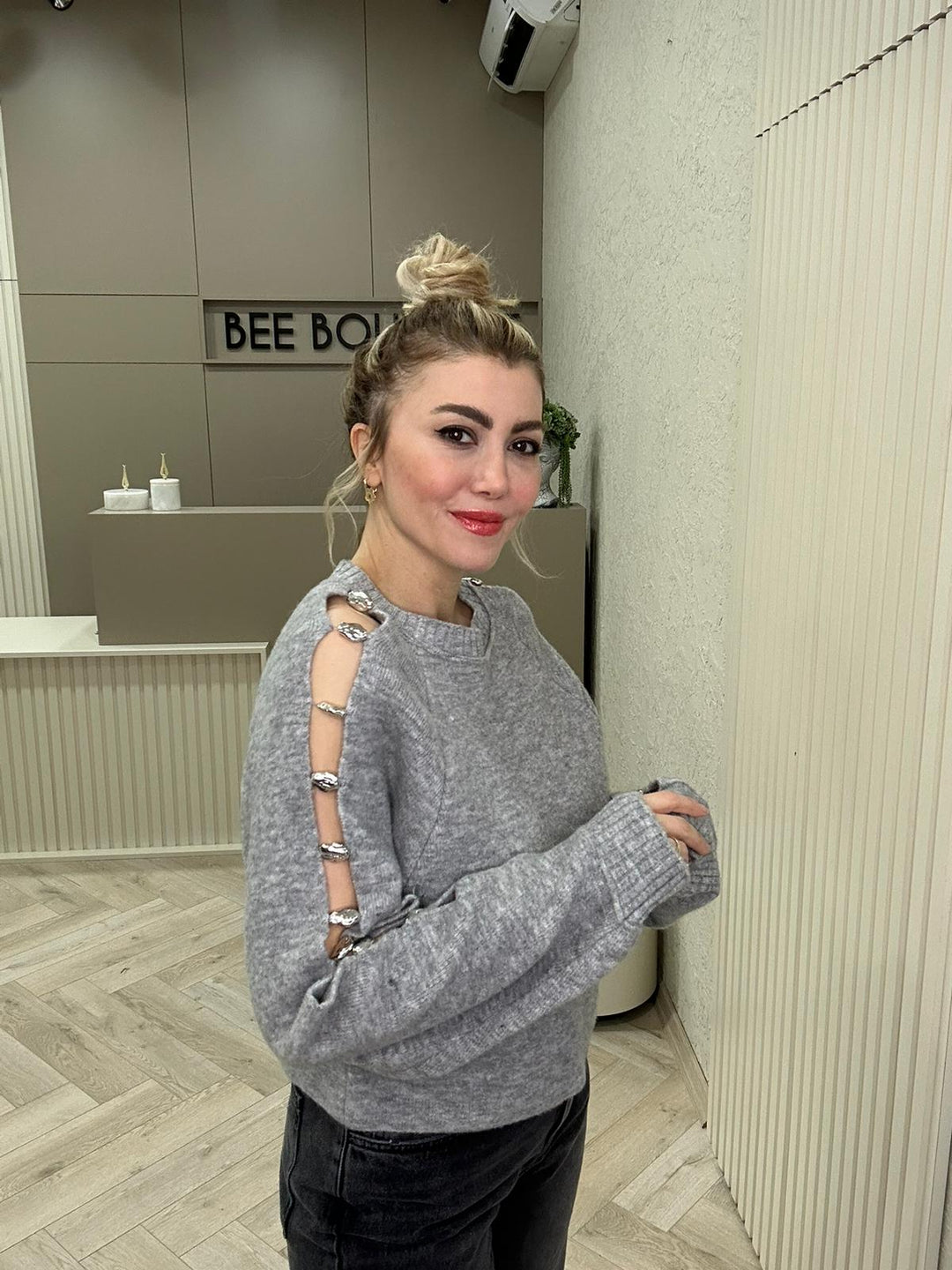 DLVN GRİ TAŞ İŞLEMELİ KAZAK
