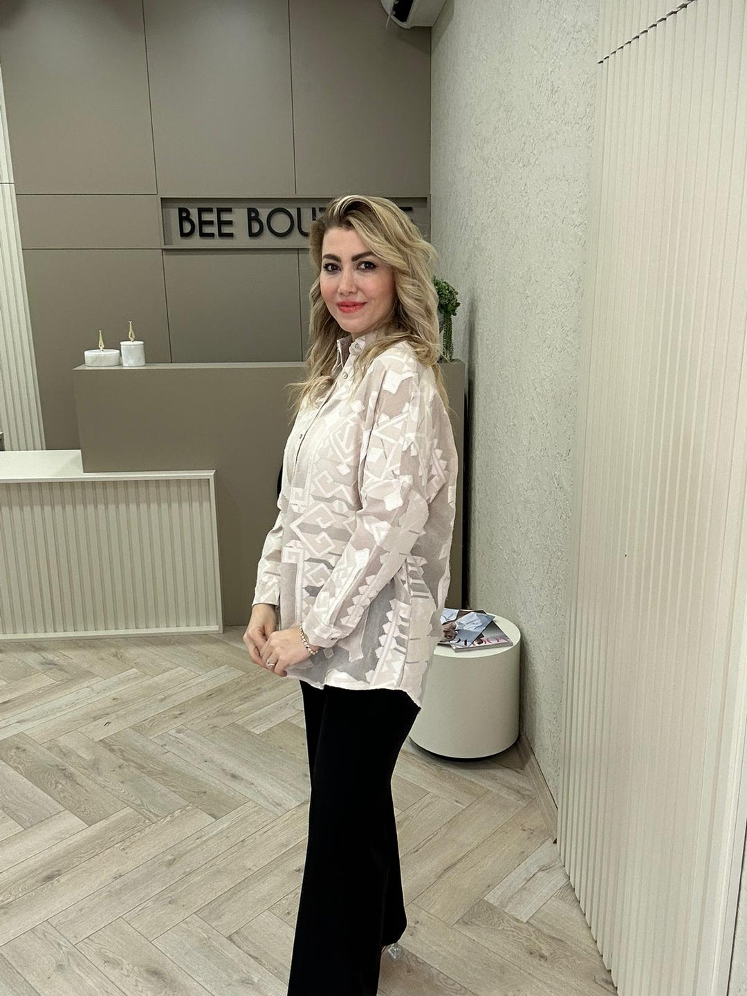 TRANSPARAN GÖMLEK ETNİK DESEN
