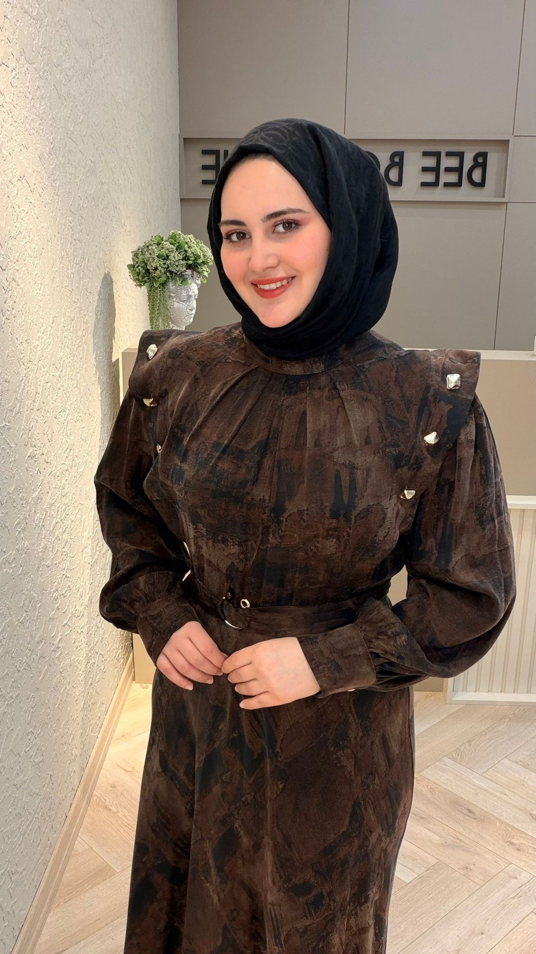 İPEK KUPRA GOLD DÜĞMELİ ELBİSE