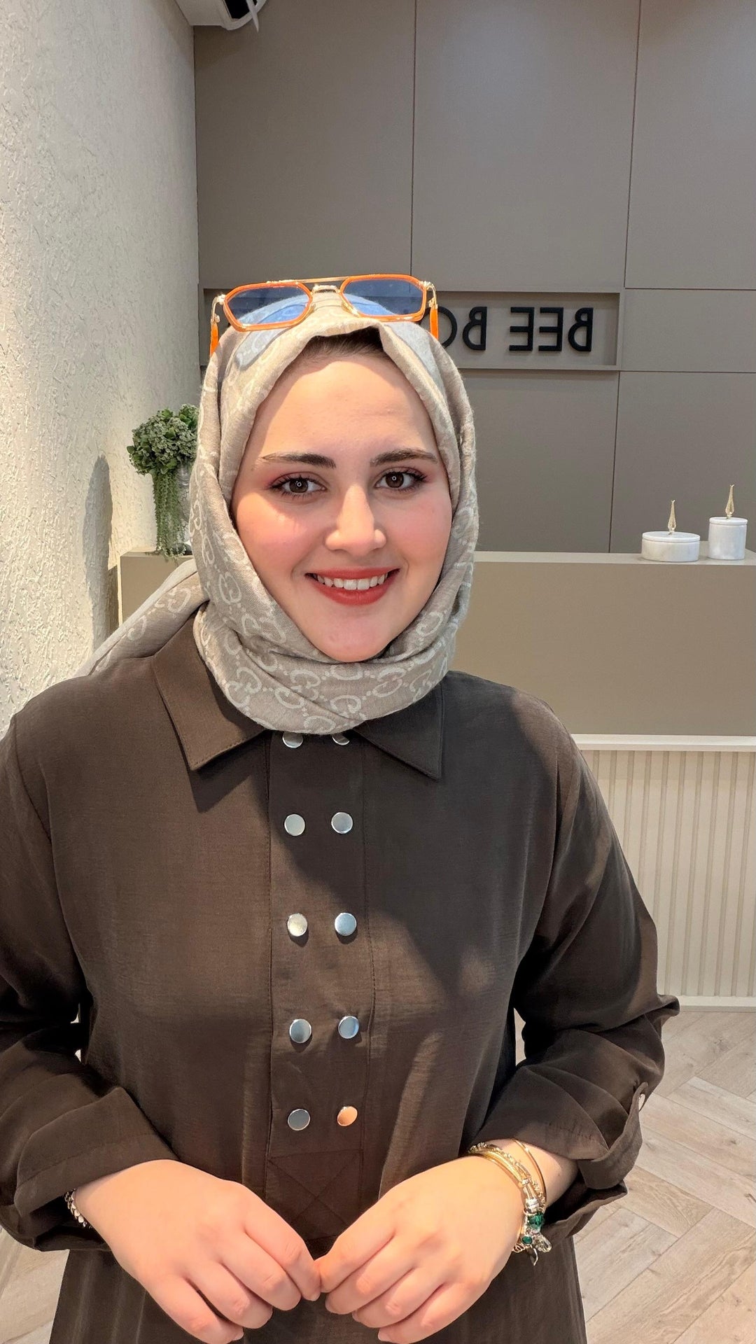 ÖNÜ ÇITÇITLI UZUN ELBİSE