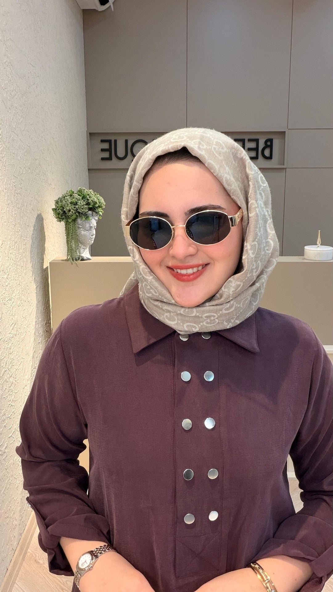 ÖNÜ ÇITÇITLI UZUN ELBİSE