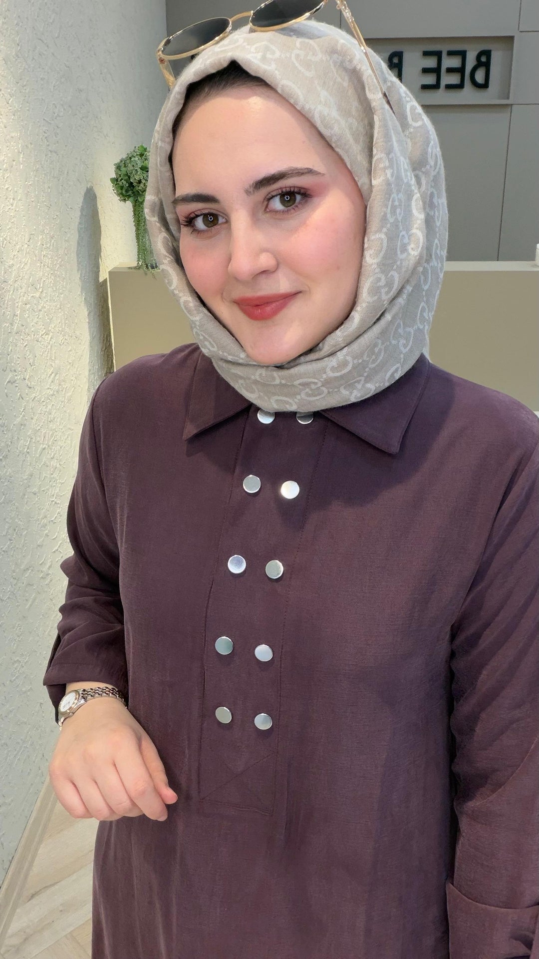 ÖNÜ ÇITÇITLI UZUN ELBİSE
