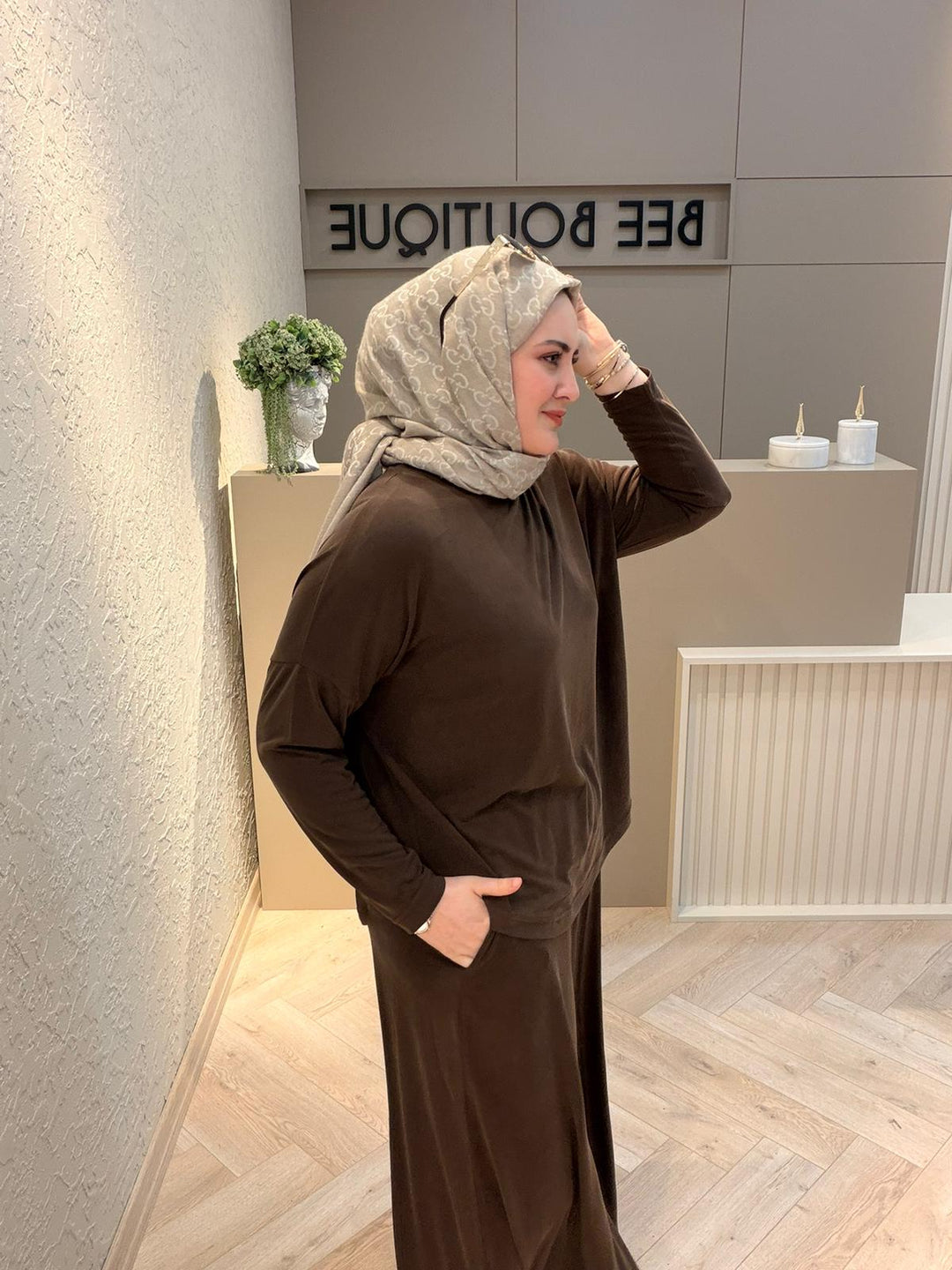 İNCE TENCEL KUMAŞ BASİC ETEKLİ TAKIM