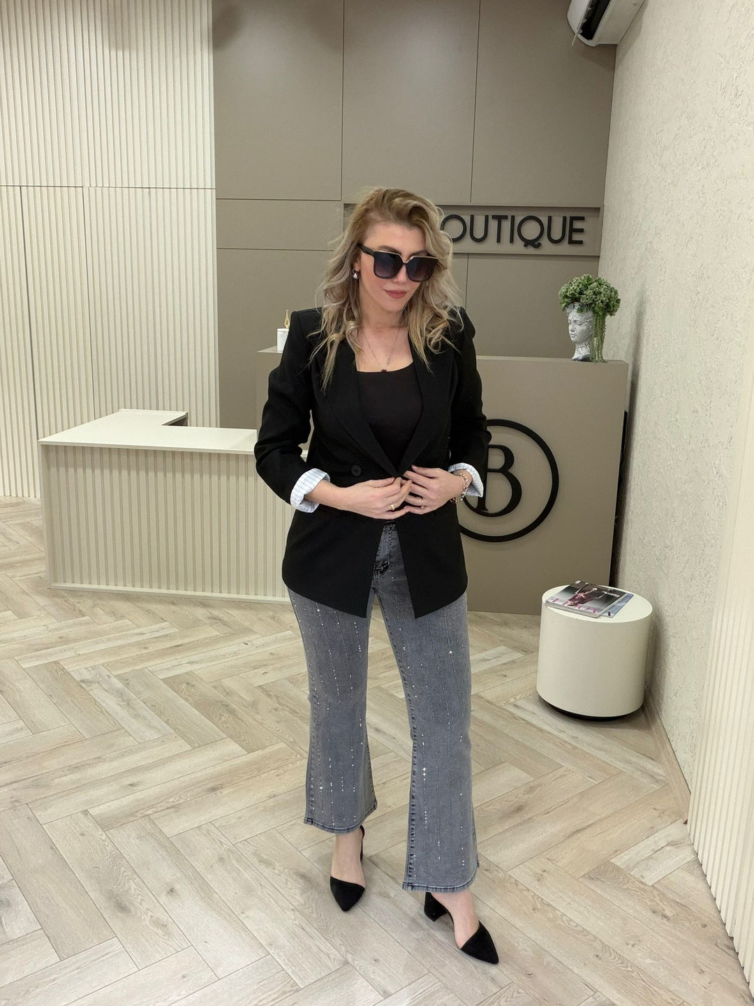 LİCRALI TAŞ YAPIŞTIRMALI JEAN