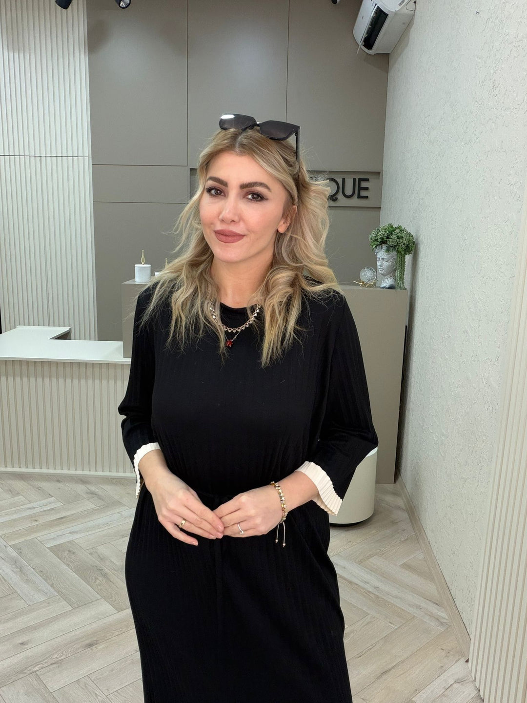 TASARIM PİLELİ ELBİSE