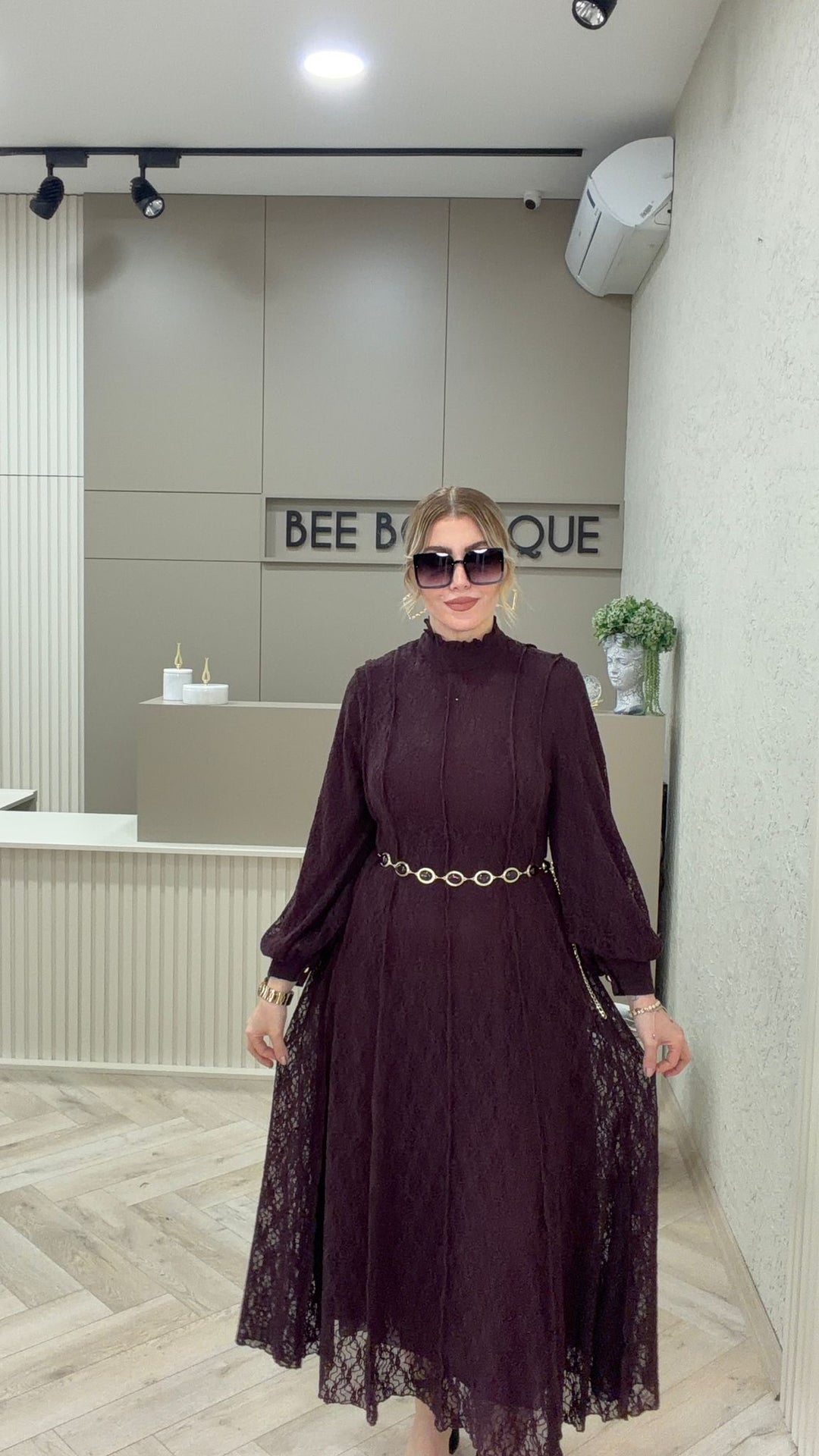 GÜPÜRLÜ UZUN ELBİSE