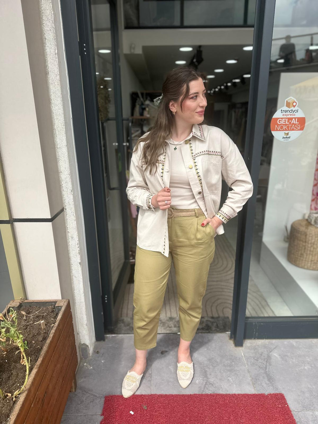 Gabardin Kemer Detaylı Yeşil Pantolon