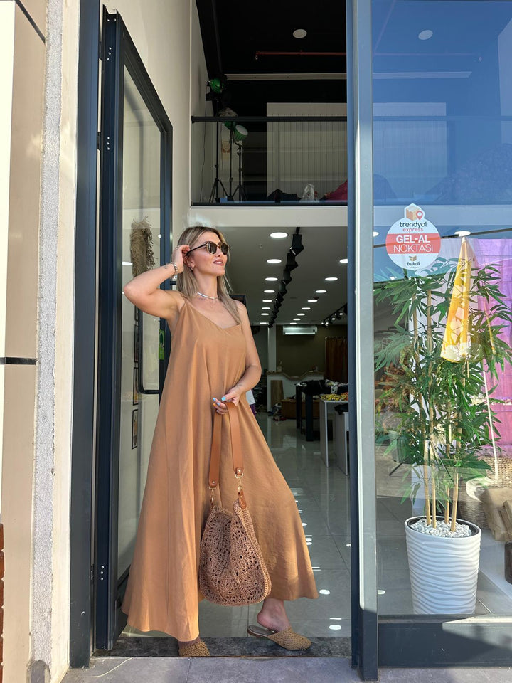 Kahverengi Askılı Elbise