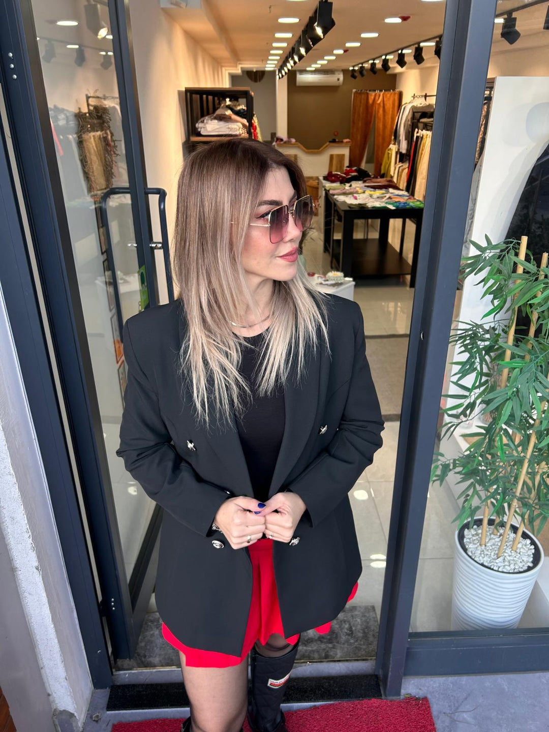 KIRMIZI PİLELİ ETEK
