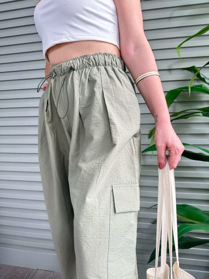 Paraşüt Kumaş Stoperli Pantolon (Yeşil)