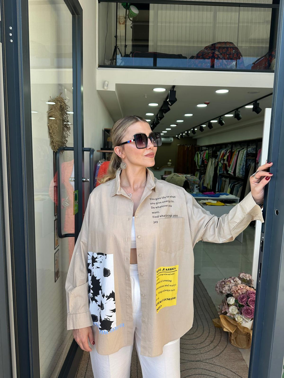 Poplin Kumaş Üzeri Baskı Detaylı Gömlek