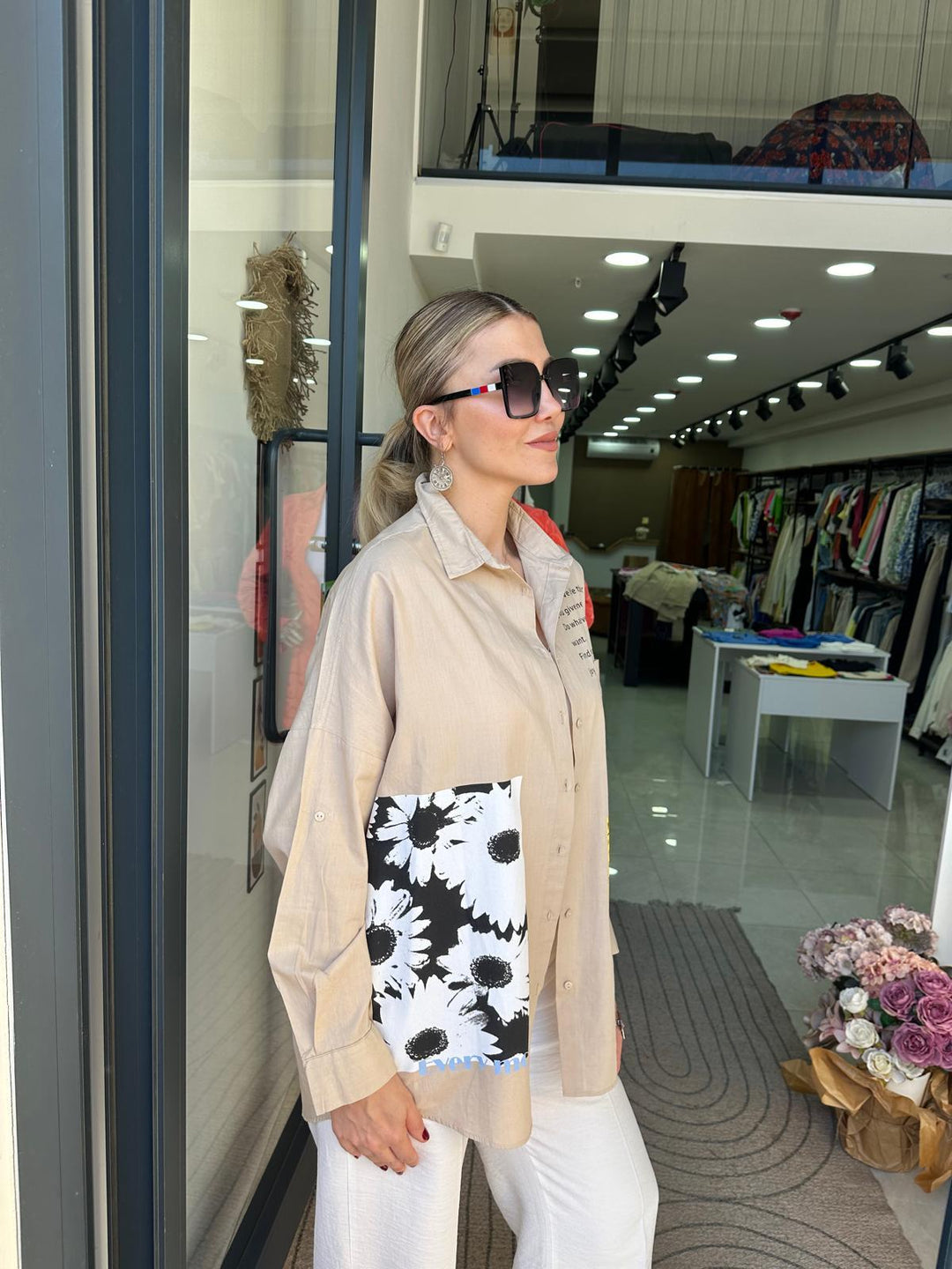 Poplin Kumaş Üzeri Baskı Detaylı Gömlek